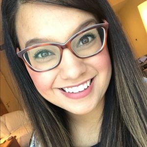 Meet your Posher, Mireya